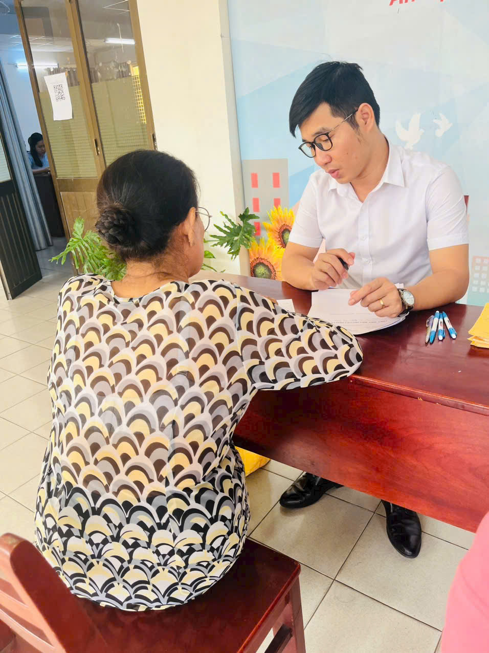 Vững Bước Trên Con Đường Công Lý Cùng Luật Sư Phan Sinh