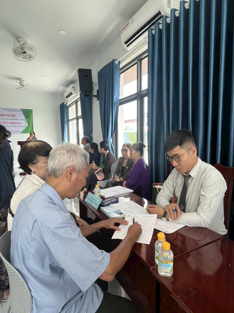 Làm Thế Nào Để Tìm Được Luật Sư Tham Gia Tố Tụng Phù Hợp?